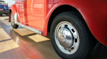 Volkswagen Kafer, віздначаючи своє 50-річчя, знову опинився "вдома"!